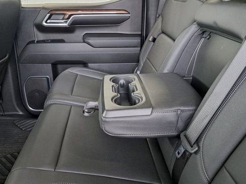 Used 2024 Chevrolet Silverado 1500 RST AWD/4WD image 30