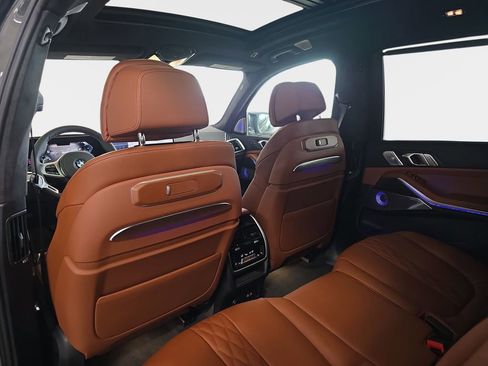 New 2026 BMW X7 M60i AWD/4WD image 11