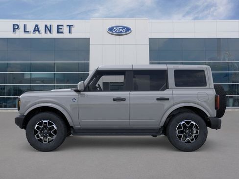 New 2026 Ford Bronco Outer Banks AWD/4WD image 3