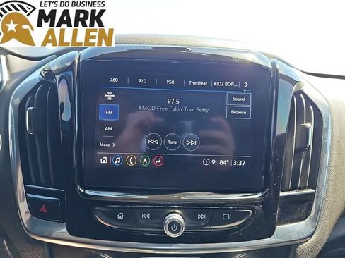 Used 2023 Chevrolet Traverse RS AWD/4WD image 13