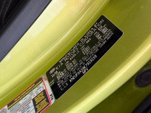 Used 2019 Kia Soul + FWD image 35