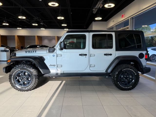 Used 2023 Jeep Wrangler Unlimited w/ Cold Weather Group AWD/4WD image 7