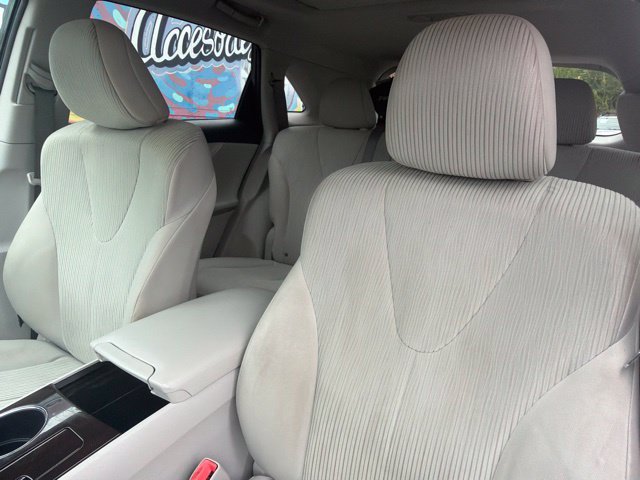 Used 2010 Toyota Venza AWD image 15