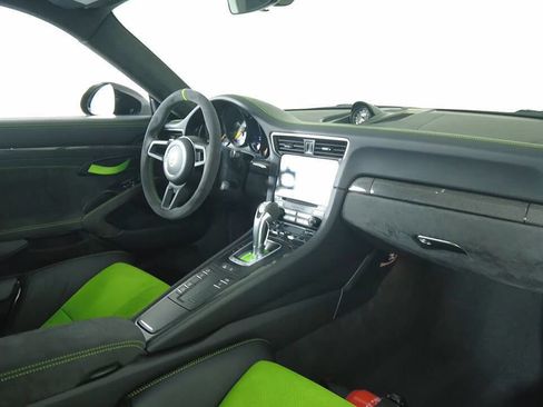 Used 2019 Porsche 911 GT3 RS image 11