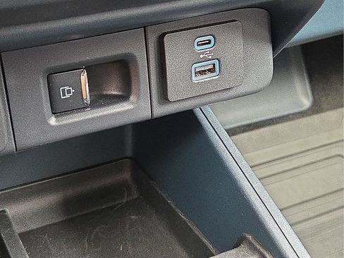 Used 2024 Ford Maverick Tremor w/ Tremor Off-Road Package AWD/4WD image 22