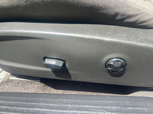 Used 2015 Dodge Challenger SXT RWD image 15