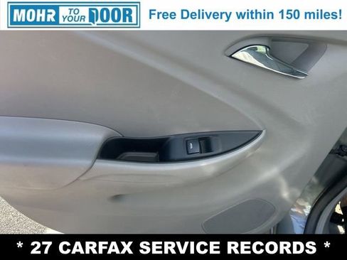 Used 2017 Chevrolet Volt LT w/ Comfort Package image 33