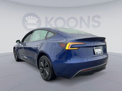 Used 2024 Tesla Model 3 Standard Range image 4