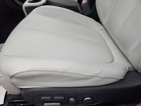 Used 2022 Hyundai Ioniq 5 Limited image 23