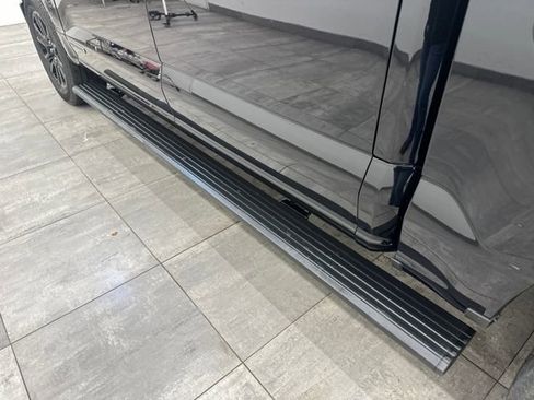 Certified 2025 Ford F150 Platinum w/ FX4 Off-Road Package image 22