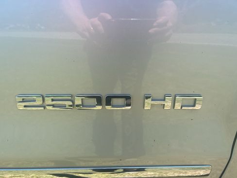 Used 2019 Chevrolet Silverado 2500 LTZ w/ Duramax Plus Package AWD/4WD image 5