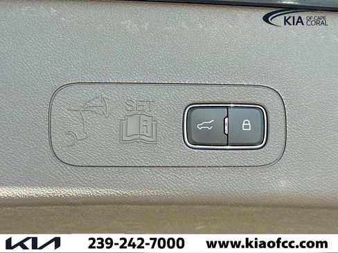 Used 2023 Lincoln Aviator Reserve w/ Equipment Group 201A image 14