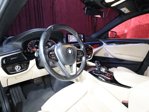 Used 2020 BMW 530i RWD image 12