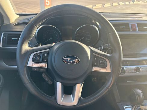 Used 2015 Subaru Outback 2.5i Limited AWD/4WD image 11