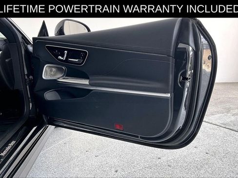 Used 2025 Mercedes-Benz CLE 300 4MATIC Coupe image 24