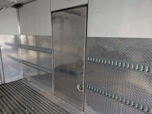 Used 2023 Chevrolet Low Cab Forward 5500XD image 34