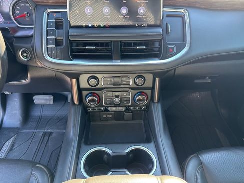 Used 2021 Chevrolet Suburban High Country w/ Premium Package RWD image 56