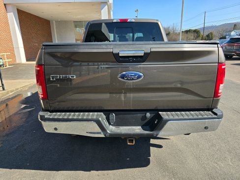 Used 2017 Ford F150 XLT w/ Equipment Group 302A Luxury image 6