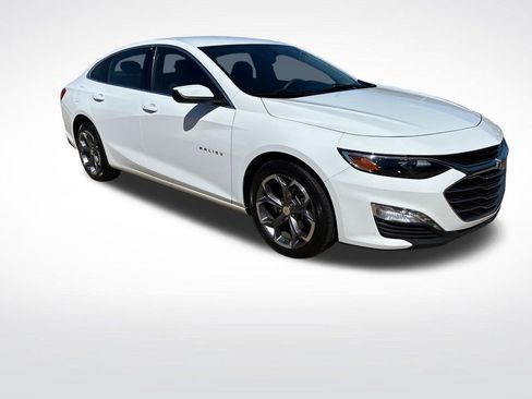 Used 2024 Chevrolet Malibu LT FWD image 9