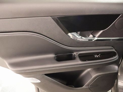 New 2026 Lincoln Corsair Reserve image 18