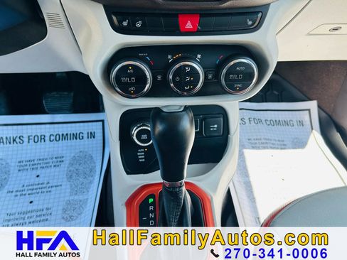 Used 2015 Jeep Renegade Limited w/ Safety & Security Group I image 26