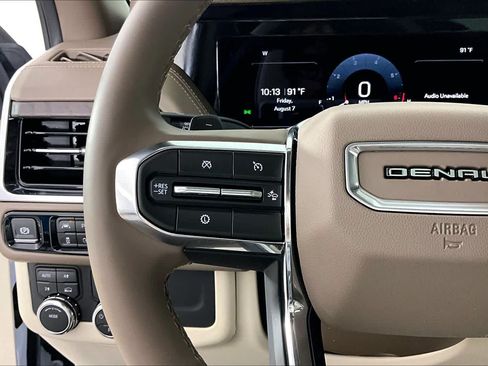 Used 2026 GMC Yukon XL Denali w/ Sun & Power Step Package AWD/4WD image 23