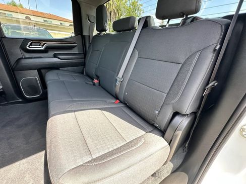Used 2023 GMC Sierra 1500 SLE AWD/4WD image 17