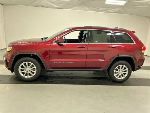 Certified 2021 Jeep Grand Cherokee Laredo image 6