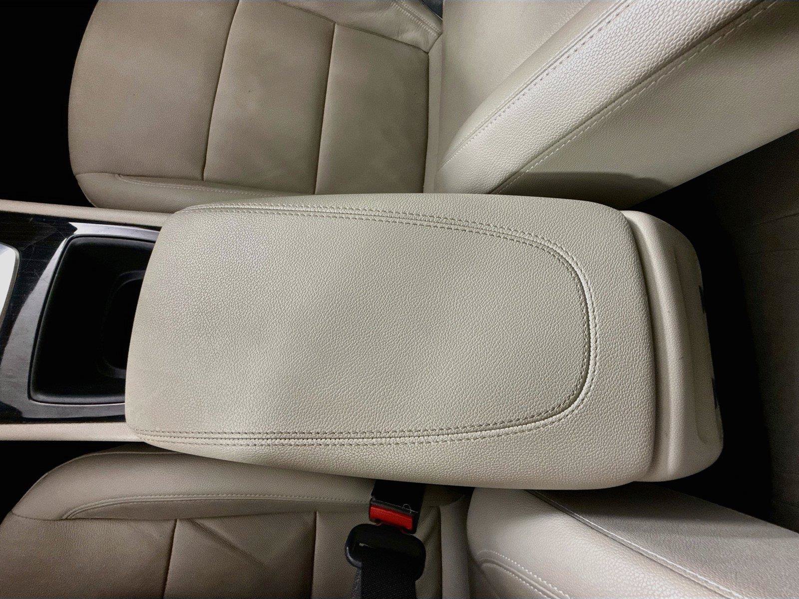 Used 2019 Buick Regal Essence w/ Driver Confidence Package I AWD/4WD image 17