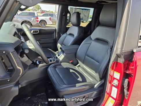 New 2026 Ford Bronco Badlands AWD/4WD image 6