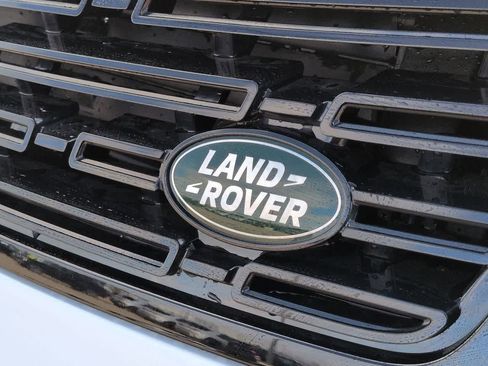 New 2026 Land Rover Range Rover Sport SE image 11