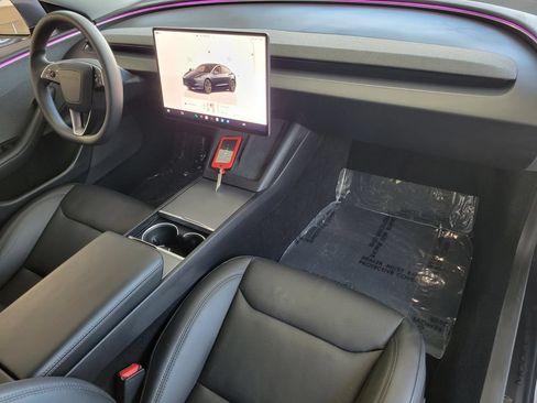 Used 2024 Tesla Model 3 Standard Range RWD image 17