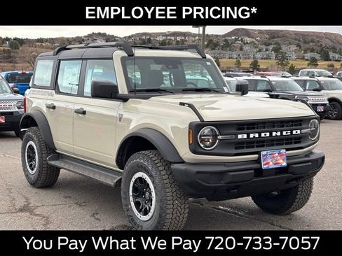New 2025 Ford Bronco 4-Door w/ Sasquatch Package AWD/4WD image 8