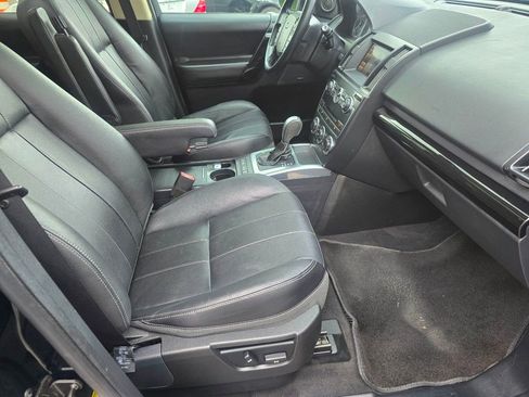 Used 2014 Land Rover LR2 HSE AWD/4WD image 16