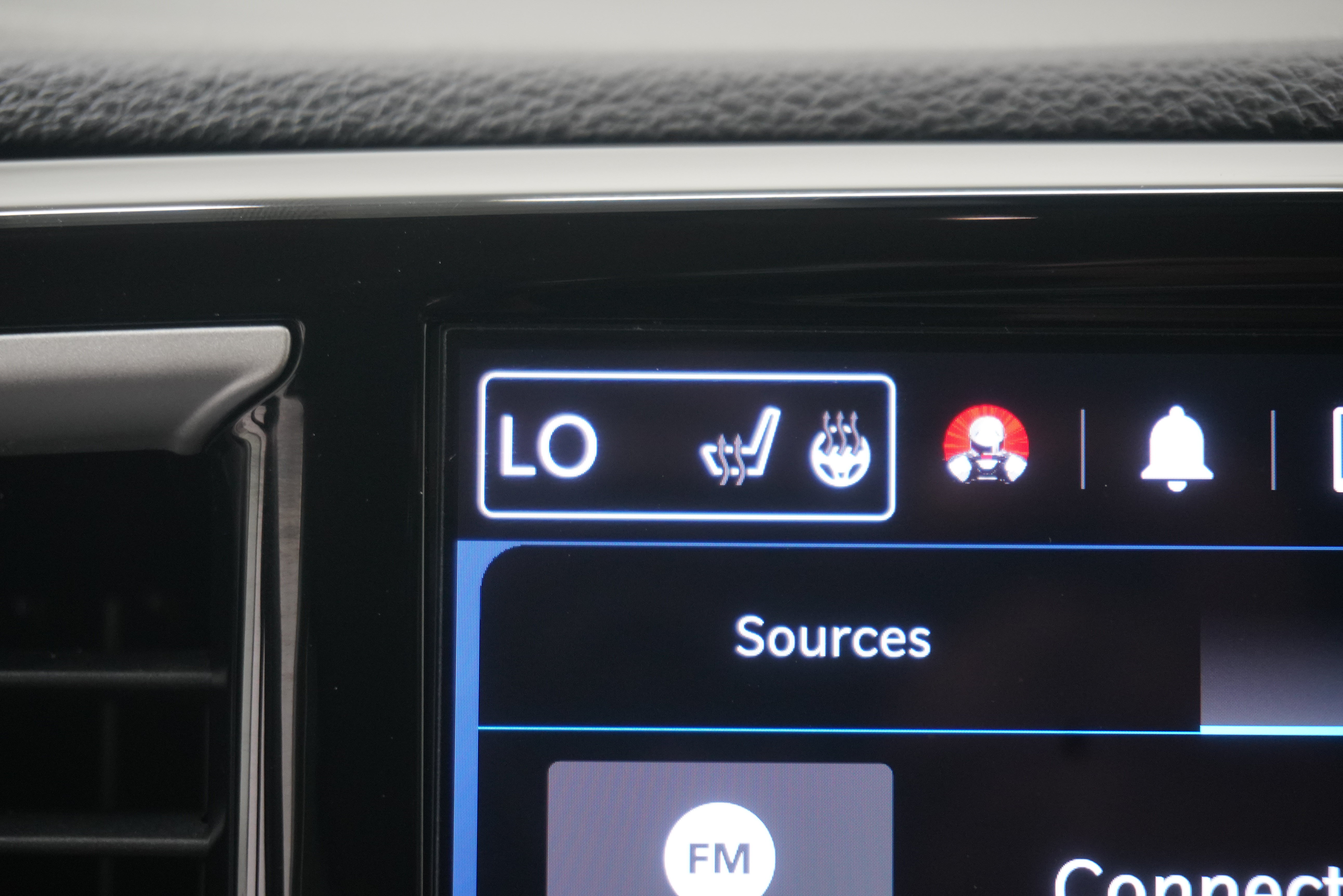Used 2023 Chrysler Pacifica Touring-L FWD image 22