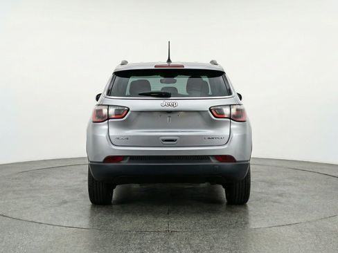 Used 2025 Jeep Compass Limited AWD/4WD image 7