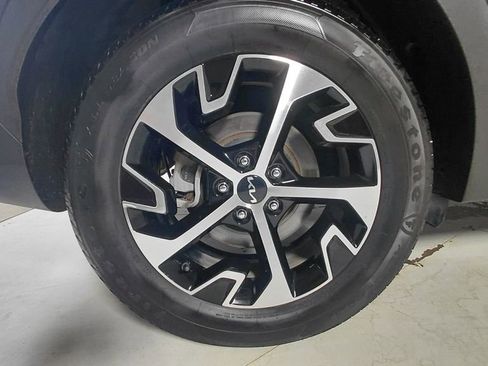 Used 2023 Kia Sportage EX AWD/4WD image 9