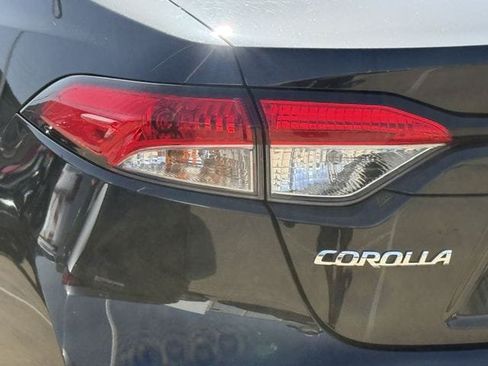 Used 2024 Toyota Corolla LE FWD image 6