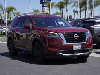 Used 2022 Nissan Pathfinder SL w/ SL Premium Package FWD video 2