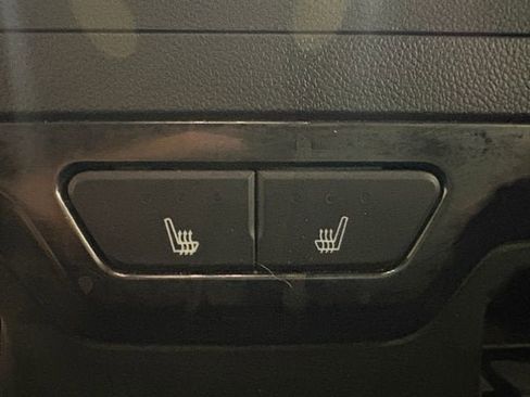 Used 2024 Chevrolet Silverado 1500 ZR2 w/ Technology Package image 18