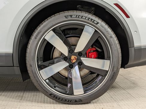 New 2026 Porsche Macan 4S Electric AWD/4WD image 27