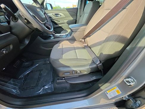 Used 2023 Chevrolet Traverse LT w/ LPO, Floor Liner Package AWD/4WD image 22