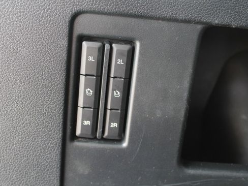 Used 2019 Ford Expedition Limited w/ Equipment Group 301A AWD/4WD image 25