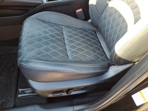 Used 2023 Mitsubishi Outlander SEL Black Edition image 23