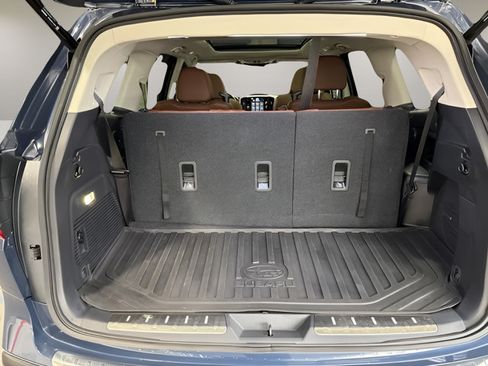 Used 2025 Subaru Ascent Touring w/ Popular Package #1 AWD/4WD image 39