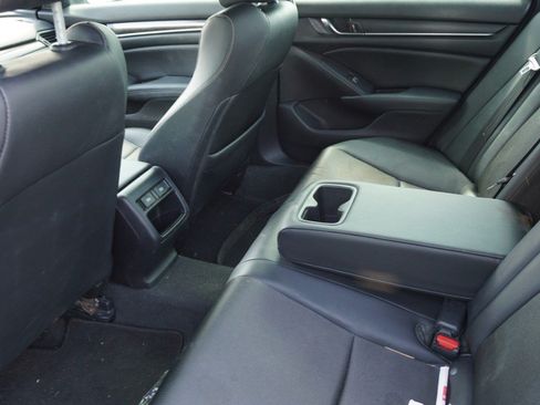 Used 2021 Honda Accord Sport image 11