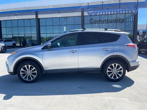 Used 2016 Toyota RAV4 Limited w/ Advanced Technology Package FWD image 8
