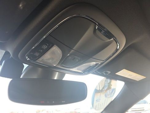 Used 2020 Jeep Cherokee High Altitude image 26