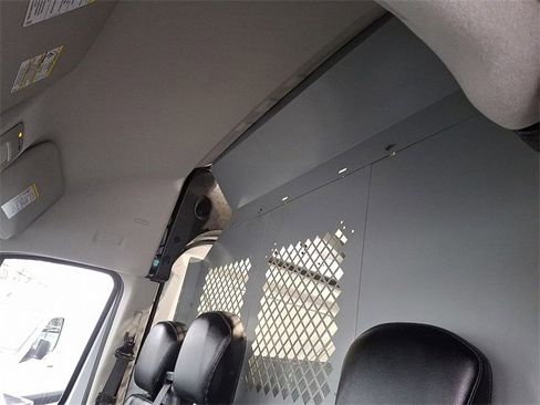 Used 2022 Ford Transit 250 148 High Roof Extended image 19