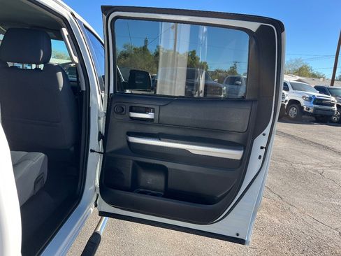 Used 2015 Toyota Tundra SR5 image 34